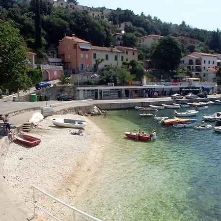 Apartamento With Parking Space Rabac, Labin - 20746 *