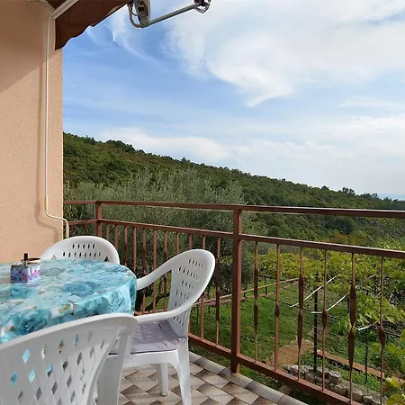 Apartamento With Parking Space Rabac, Labin - 20746 *