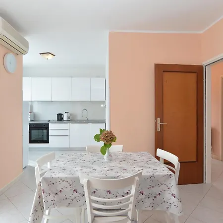 With Parking Space Rabac, Labin - 20746 Apartamento Rabac