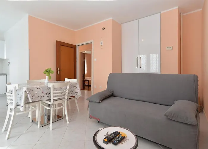 Lejlighed With Parking Space Rabac, Labin - 20746